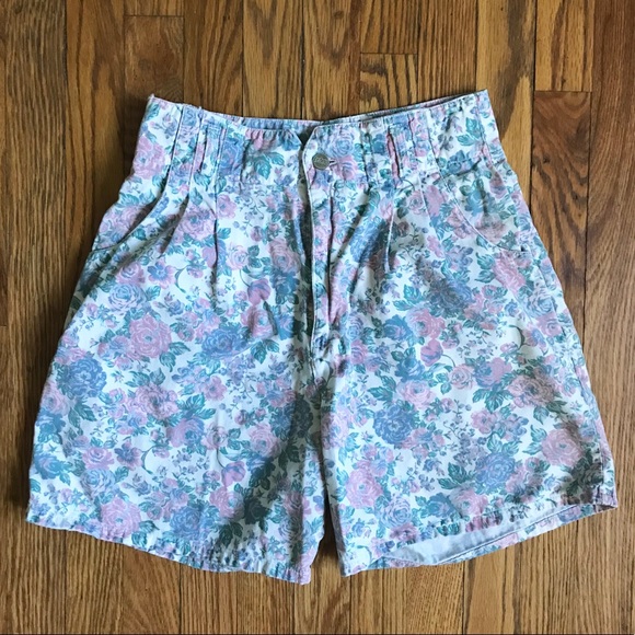Vintage Pants - VTG Floral Shorts